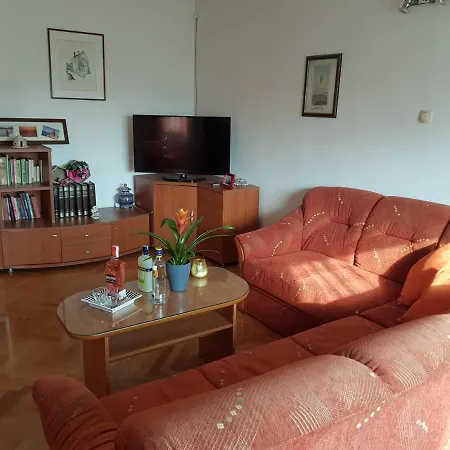 Apartman Ana شقة Ližnjan